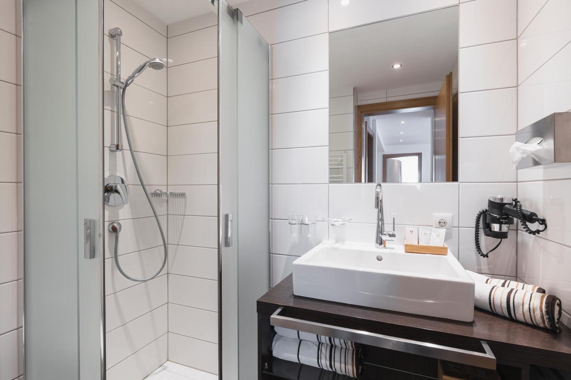 Birkheim Hotell Ischgl Rum bild