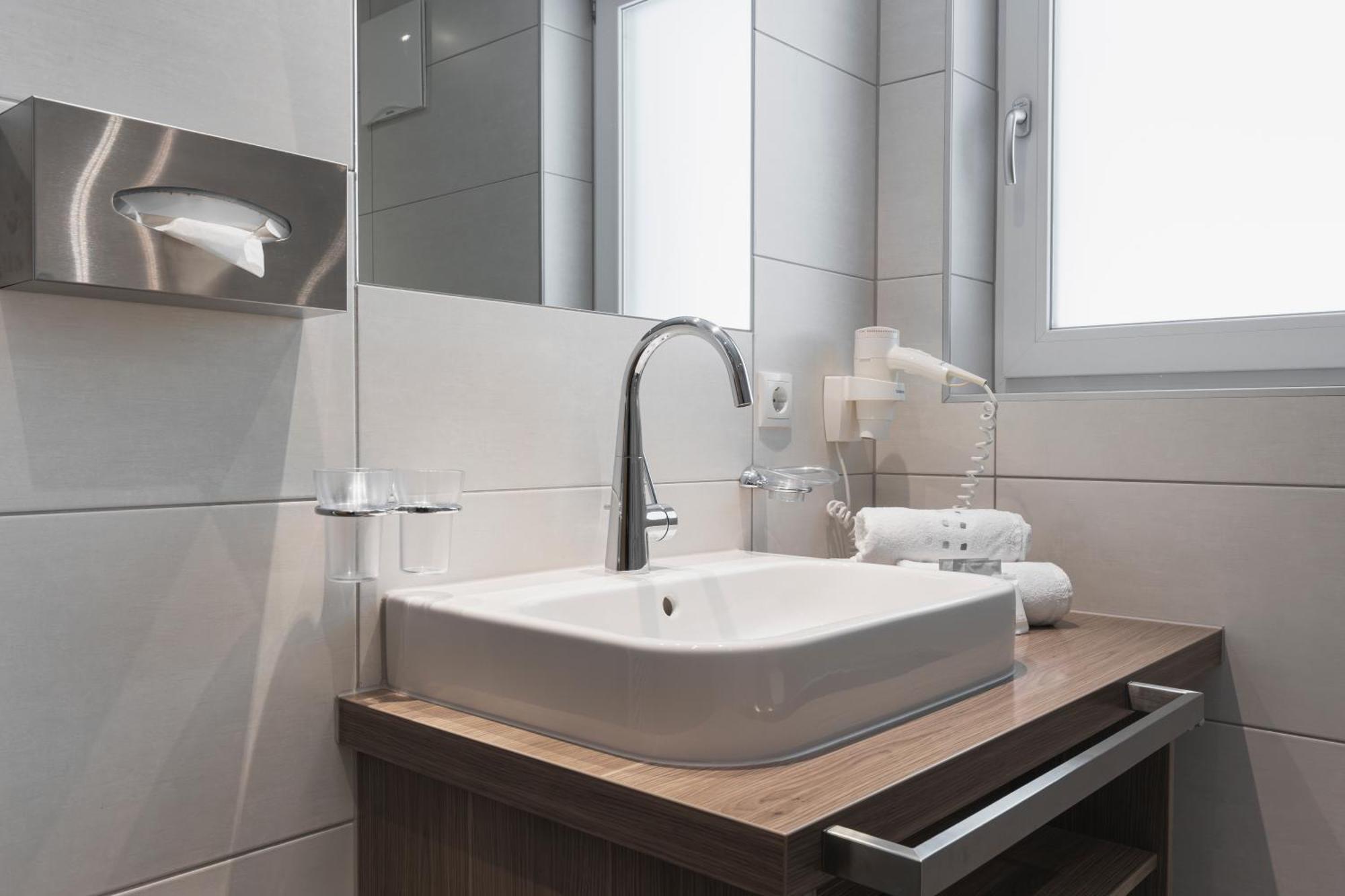 Birkheim Hotell Ischgl Rum bild