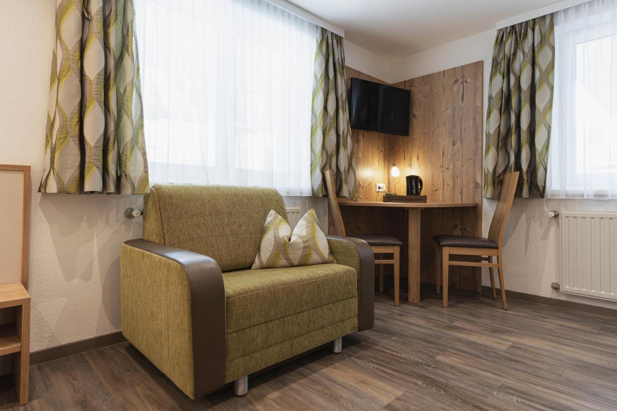 Birkheim Hotell Ischgl Rum bild