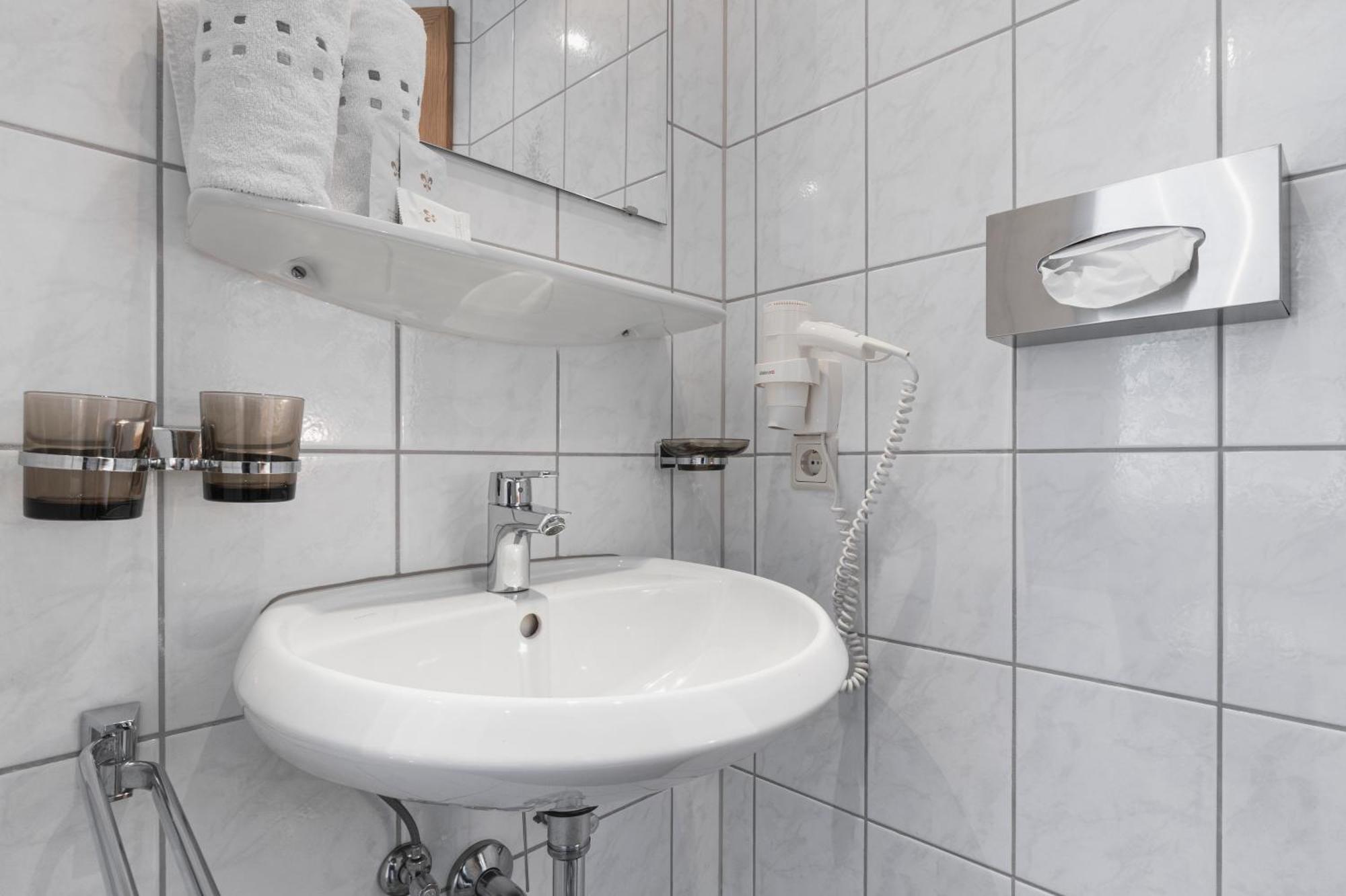 Birkheim Hotell Ischgl Rum bild