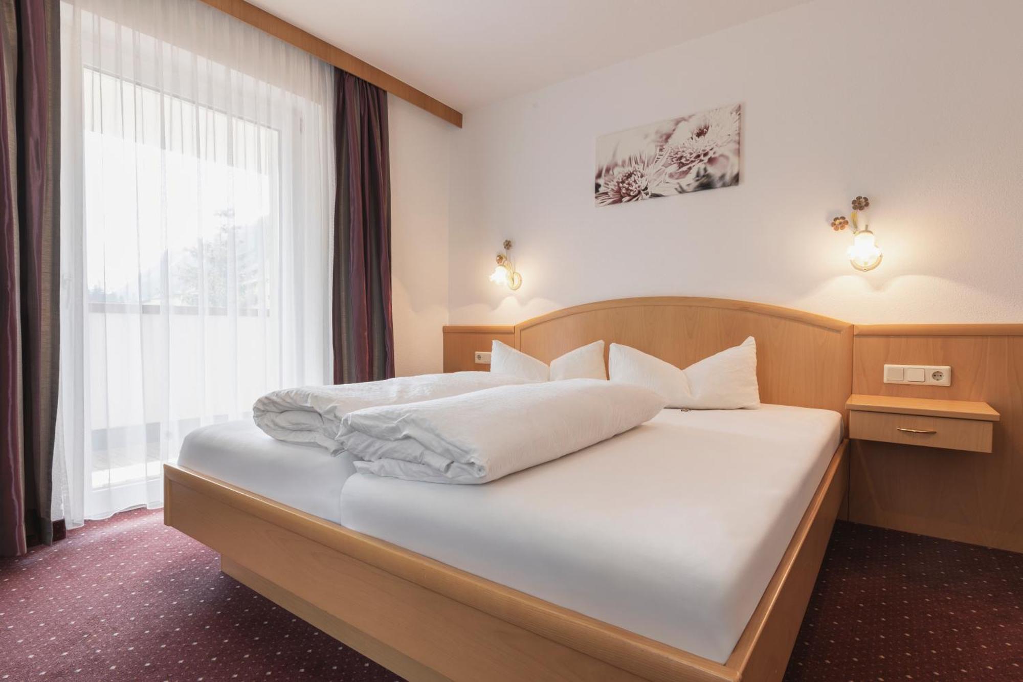 Birkheim Hotell Ischgl Rum bild